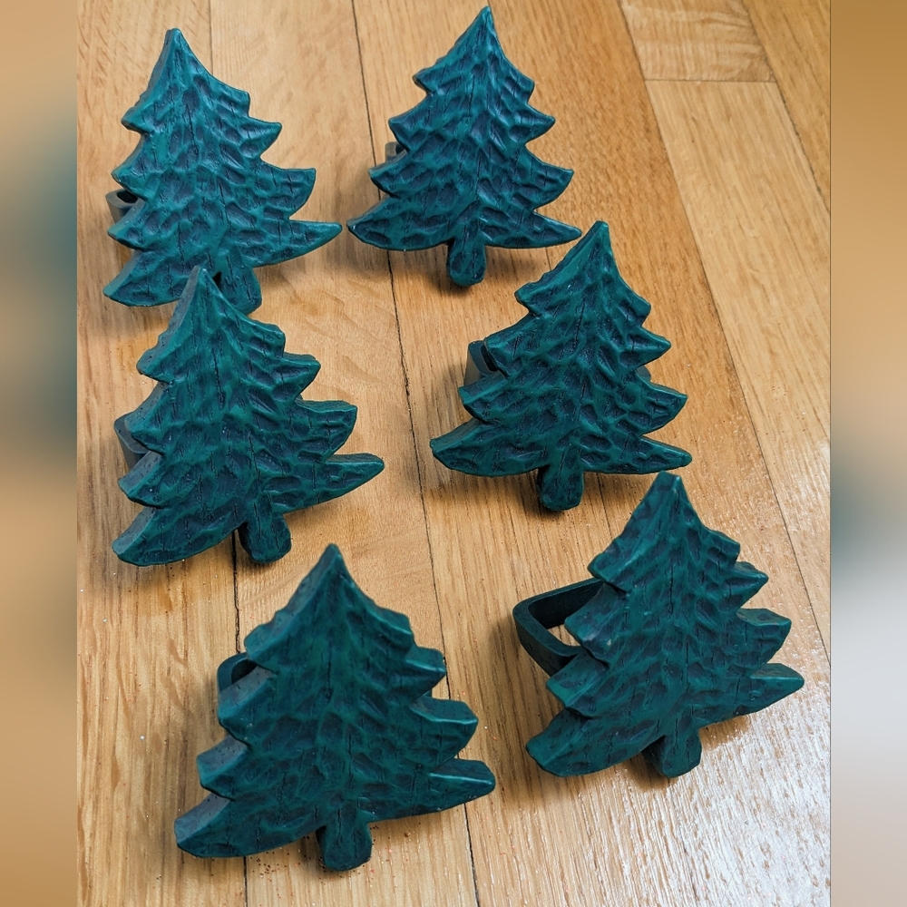 Christmas Tree Napkin Rings. Set of 6 Never Used.